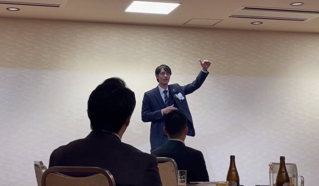 懇親会での田渕理事長あいさつ
